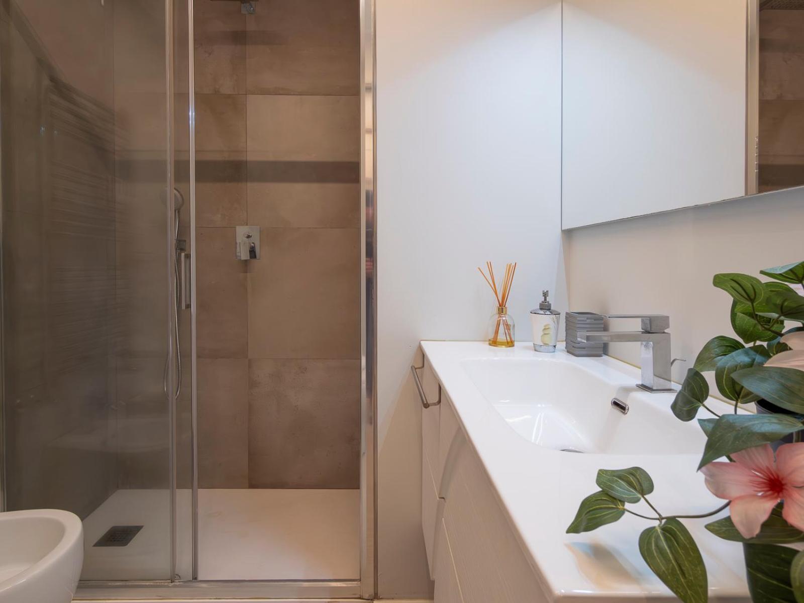 Ihost - Toscanelli 10c Mailand
